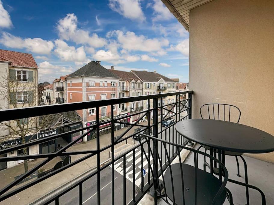 Le Delta Bailly - Appartement Pour 4 Personnes Disneyland Paris Exterior photo